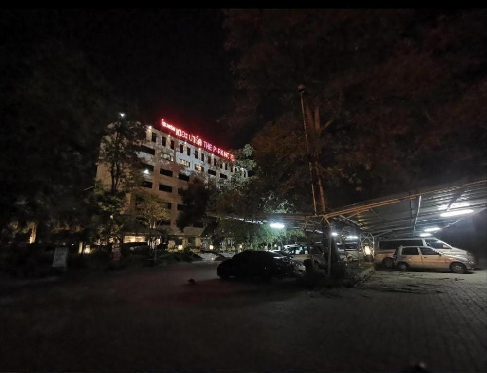 The Park Hotel Pattaja Kültér fotó